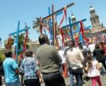 Miles de personas estuvieron en la apertura de la Puerta Santa en la Catedral de Santiago